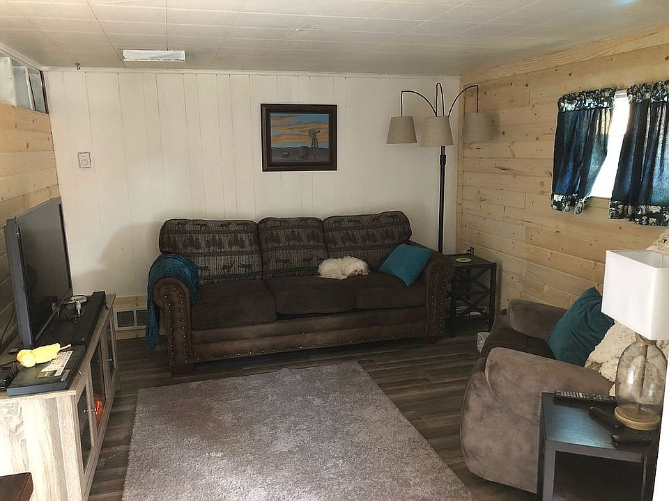 2nd image of 2070 Pine Lake Dr