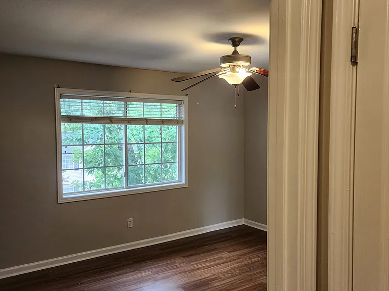 6940 Roswell Rd #19C — Photo 12