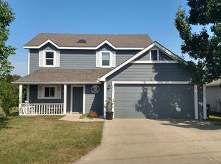 2904 Meadow Dr, Lawrence, KS 66047