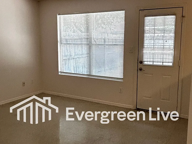 90 Valtameri Ct — Photo 5