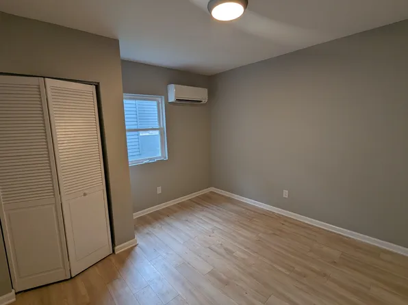 2315 Main St APT 2, Elwood, IN 46036