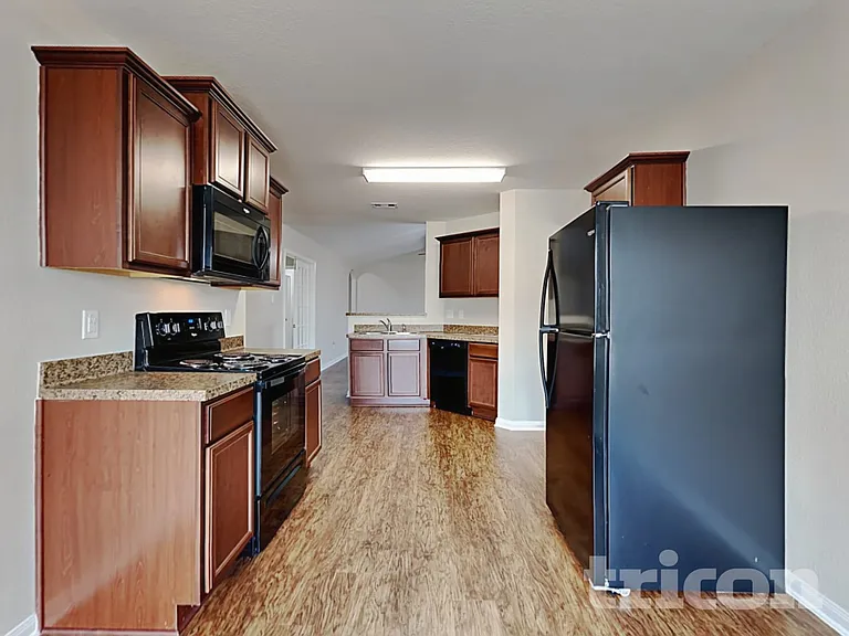 2437 Regatta Ln — Photo 6