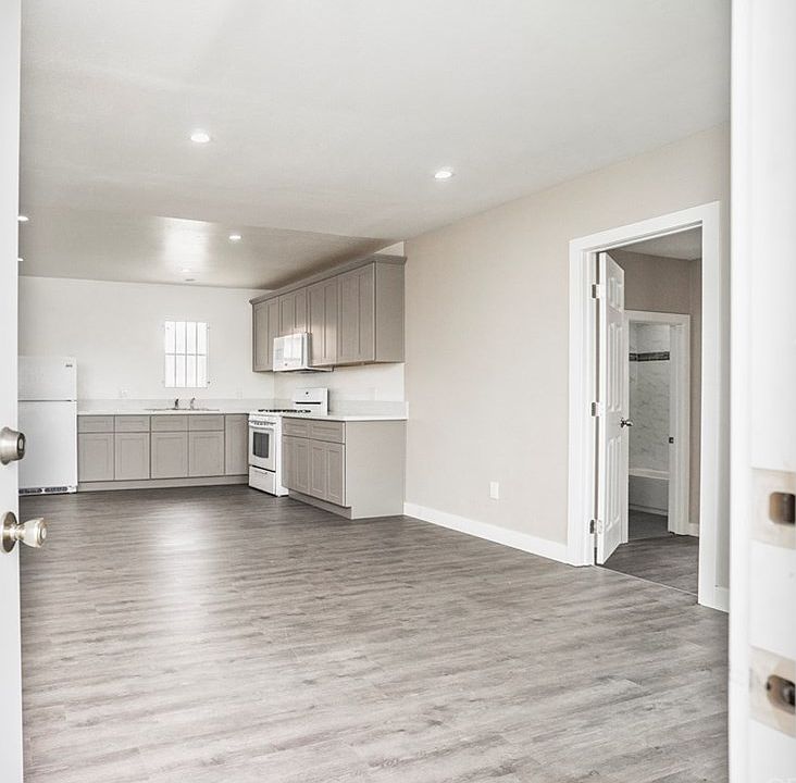 1st image of 16638 Pioneer Blvd