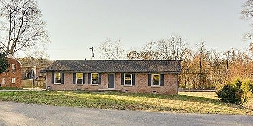 1st image of 107 Robin Hood Dr