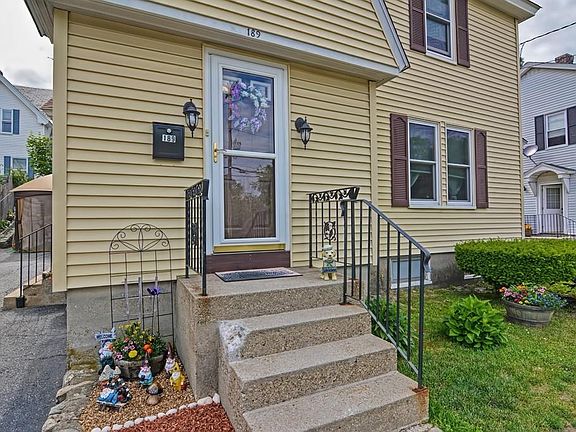 4th image of 189 Boutelle St