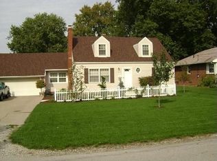 3517 Worden Rd, Oregon, OH 43616