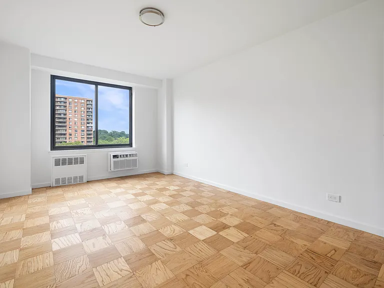 372 Central Park W #9A — Photo 6