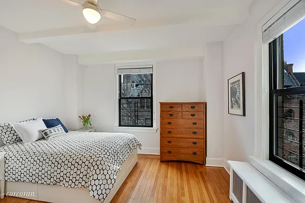 Sold by Corcoran | media 23