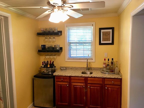 Wet Bar