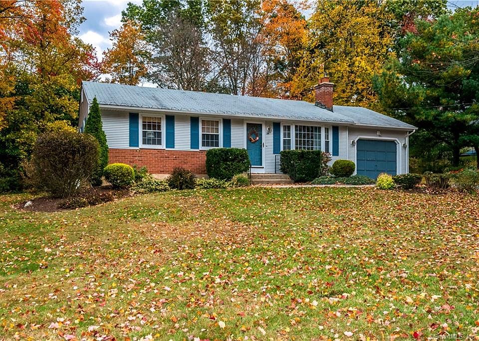 1st image of 35 Miriam Dr