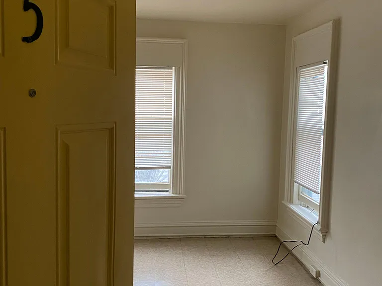 789 Park Ave #5 — Photo 2