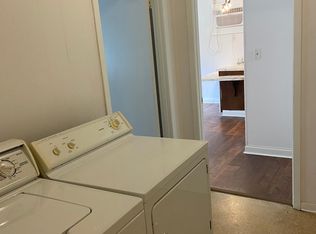 1123 Law Rd APT D, Louisville, TN 37777