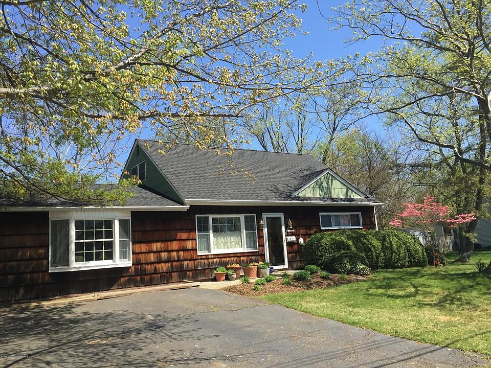 2nd image of 7 Randolph Pl
