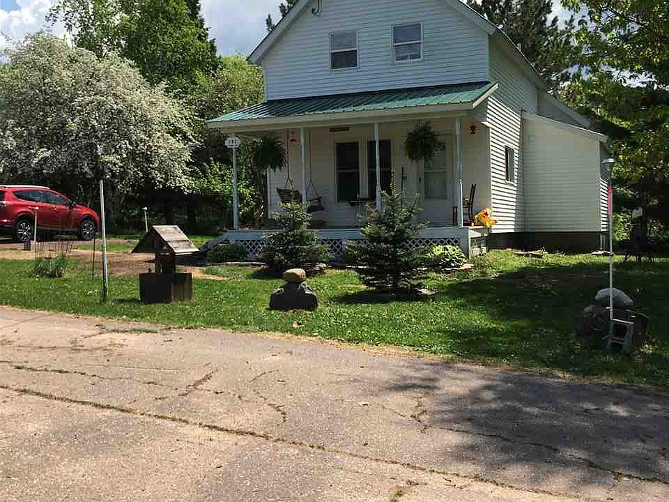 2nd image of 102 River St