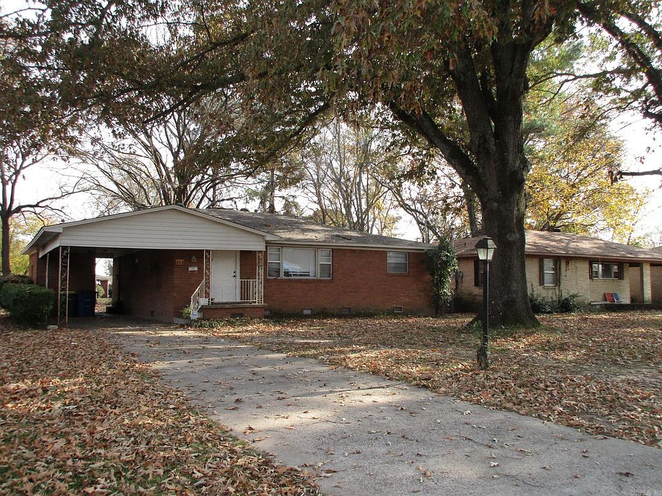 1st image of 212 Kay St