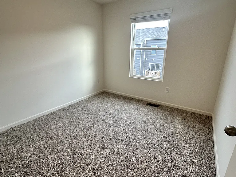 1534 Yosemite Way — Photo 19