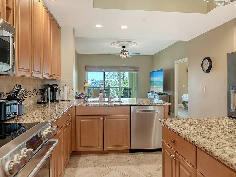 1308 Old Stickney Point Rd #W32 — Photo 9