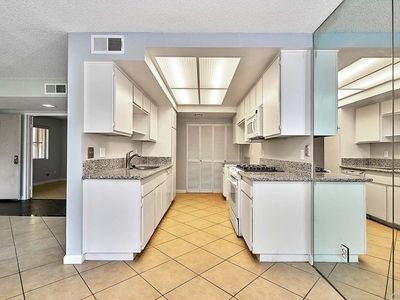 3274 Little Mountain Dr APT C, San Bernardino, CA, 92405