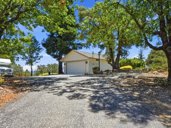 21440 Meadow Oaks Ln, Colfax, CA 95713