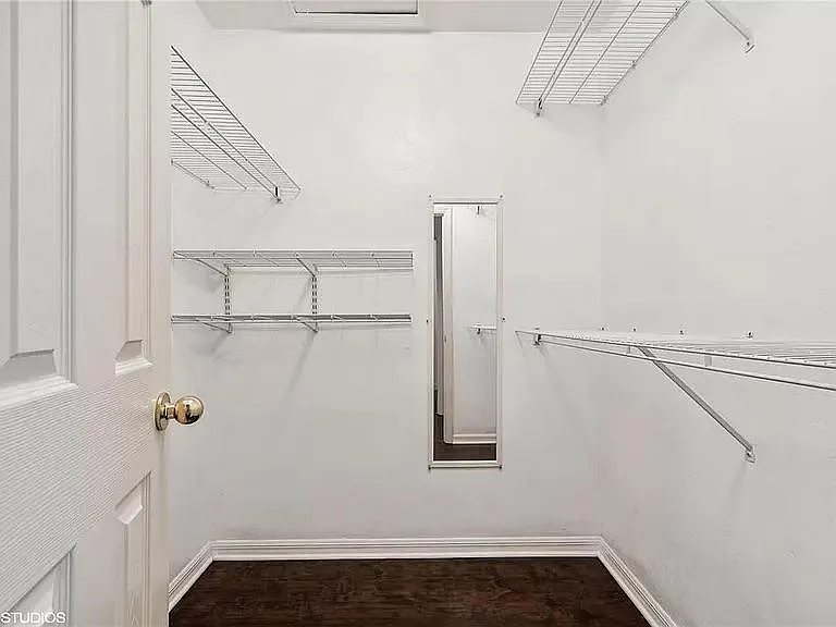 3776 NW 26th St — Photo 11