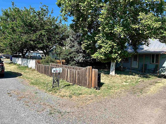2nd image of 450 S 9th St