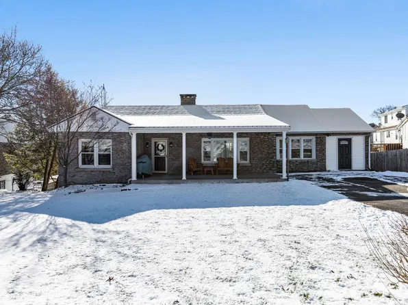29 Horseshoe Dr, Paris, KY 40361