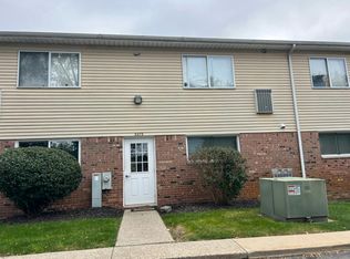 5273 Highland Rd Unit 15, Waterford, MI 48327
