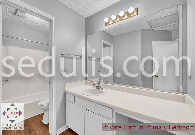 801 Temple Rd #A — Photo 19