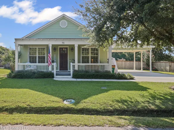 116 Elva Dr, Pass Christian, MS 39571