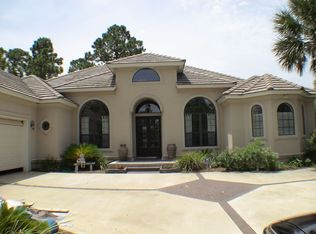 469 Captains Cir, Destin, FL 32541