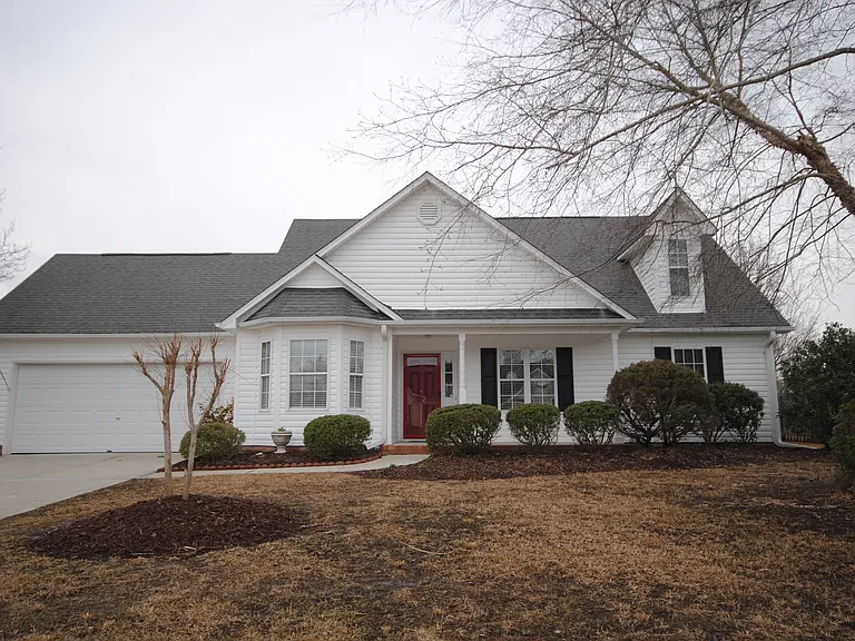 3013 Lagar Ln — Photo 1
