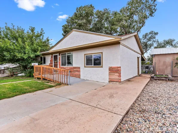 3 Macarthur Rd, Pueblo, CO 81001
