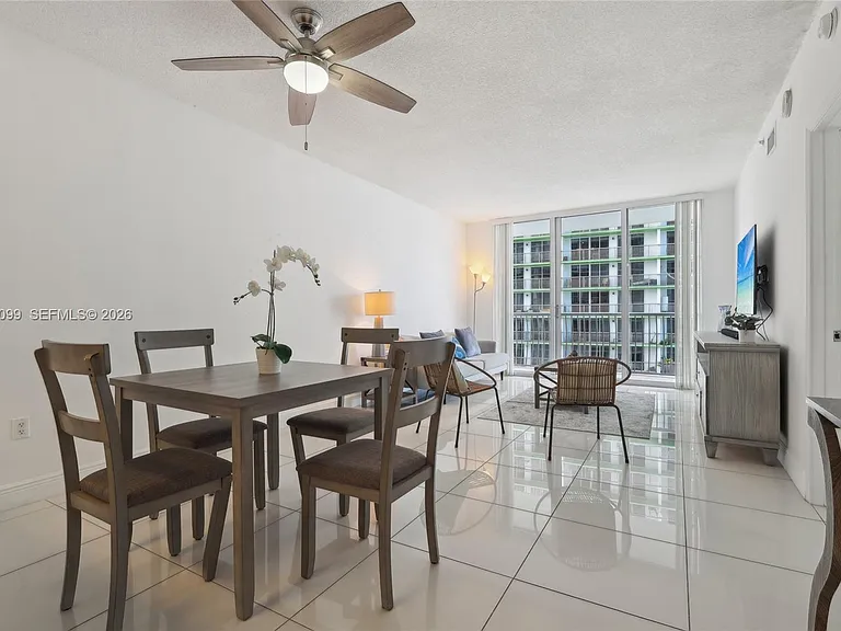 1750 N Bayshore Dr #2805 — Photo 12