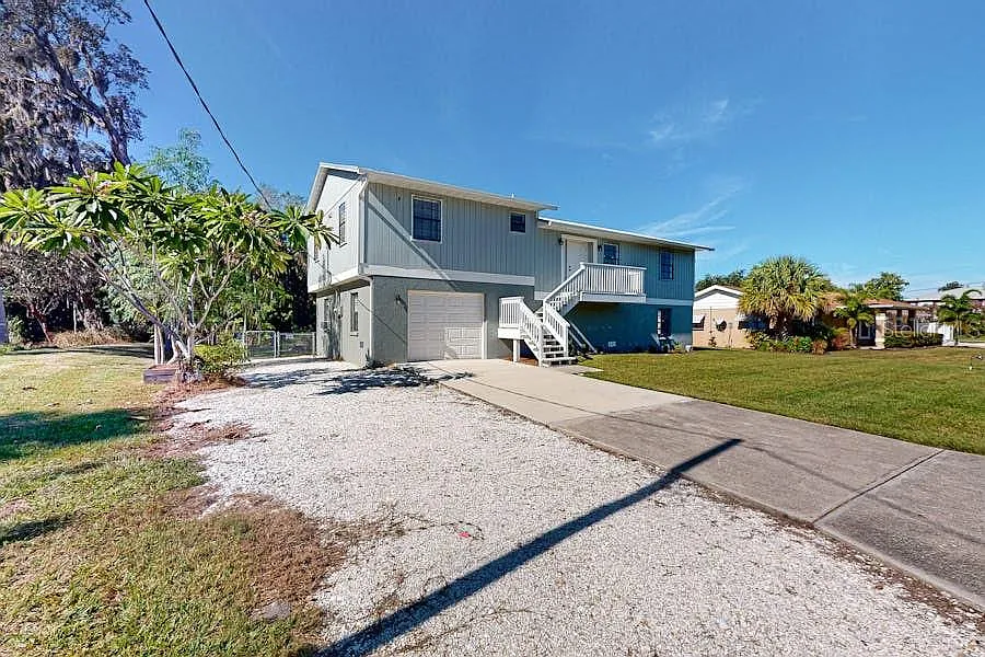 Building Photo - 4207 5th Ave W