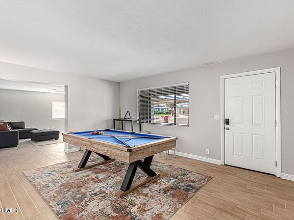 5th image of 813 N 73RD Place