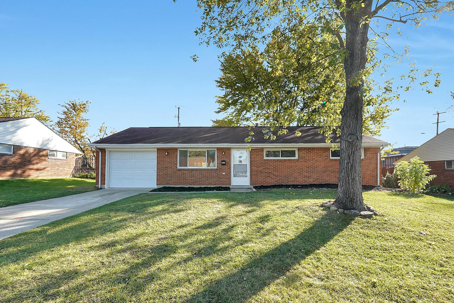 6333 Brauning Dr photo 1