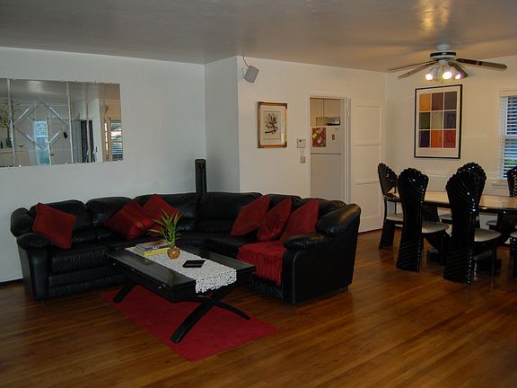 5th image of 1051 E Kingsley Ave
