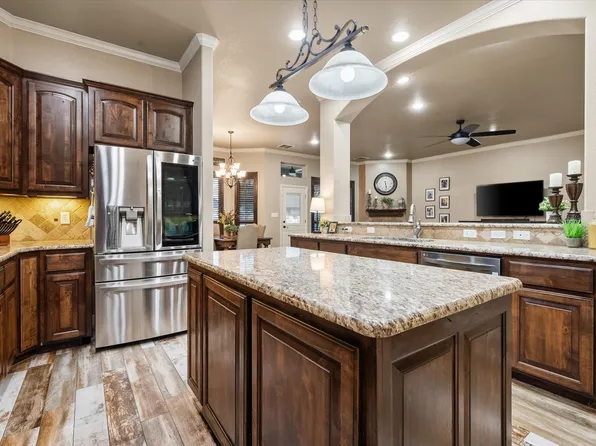 3715 Lonesome Creek Rd, Granbury, TX 76049