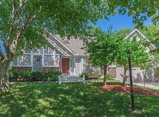 7609 Bradshaw St, Shawnee, KS 66216