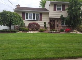31 W Clark Pl, Clark, NJ 07067