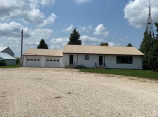 1854 250th St, Early, IA 50535