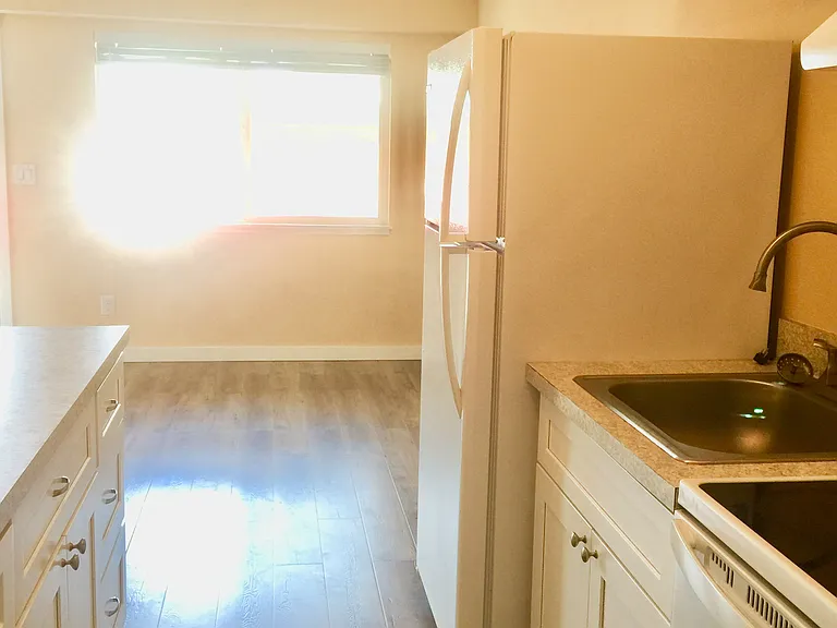 Brookside Apartments — Photo 9