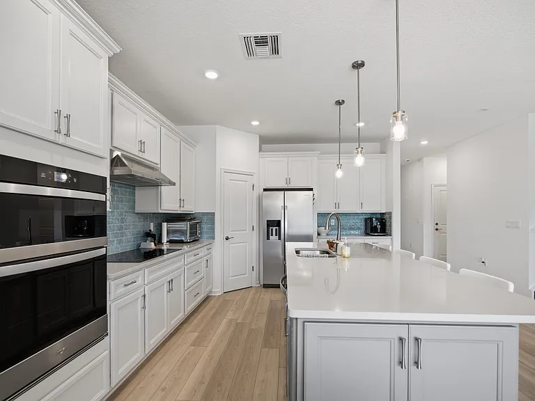 4265 SW Cornerstone Way — Photo 6