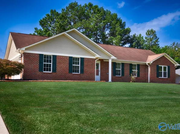 104 Zelkova Ct, Harvest, AL 35749