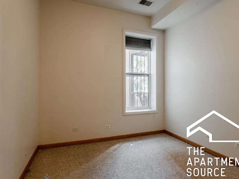 1444 N Leavitt St #1446-2 — Photo 4