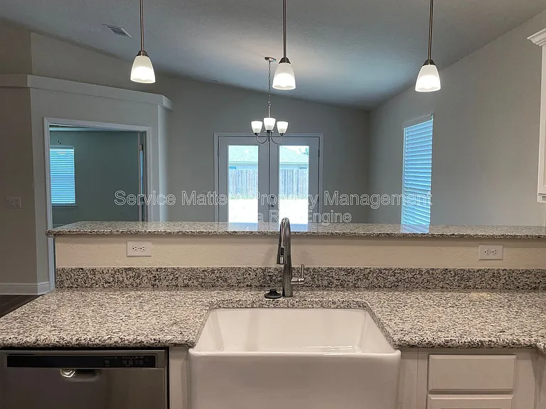 5184 Peach Dr — Photo 6