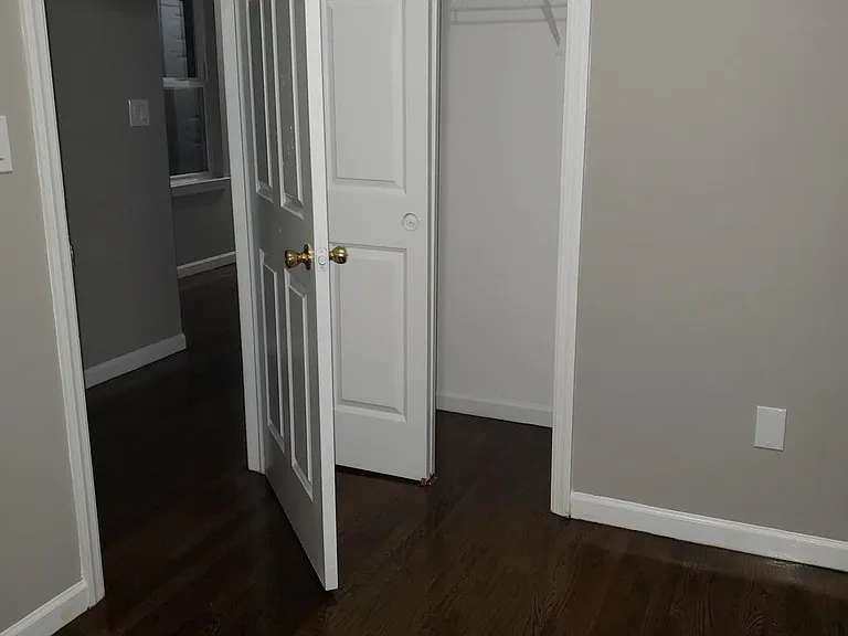 1086 William St #2 — Photo 9
