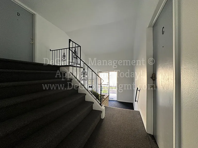 Titus Villa Apartments — Photo 62
