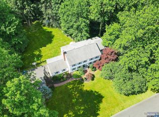 51 Millbrook Cir, Norwood, NJ 07648