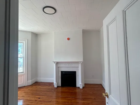 37 Armstrong Ave Floor 1, Jersey City, NJ 07305
